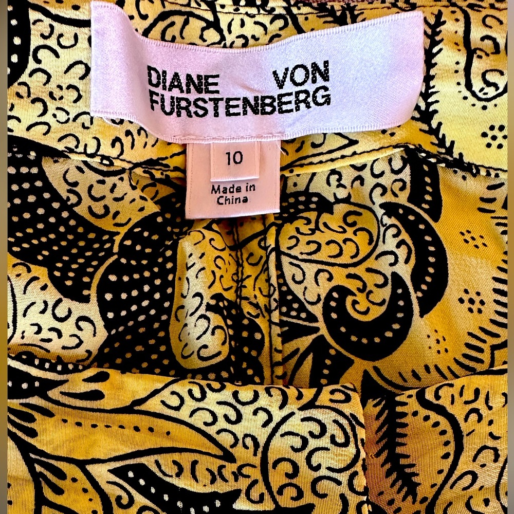New patterned yellow skirt